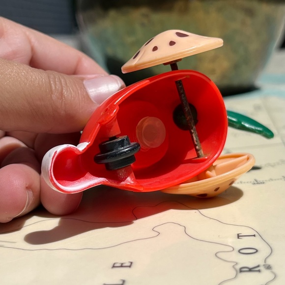 Vintage Red Fraggle Veggie Car Action Figure - Picture 4 of 5